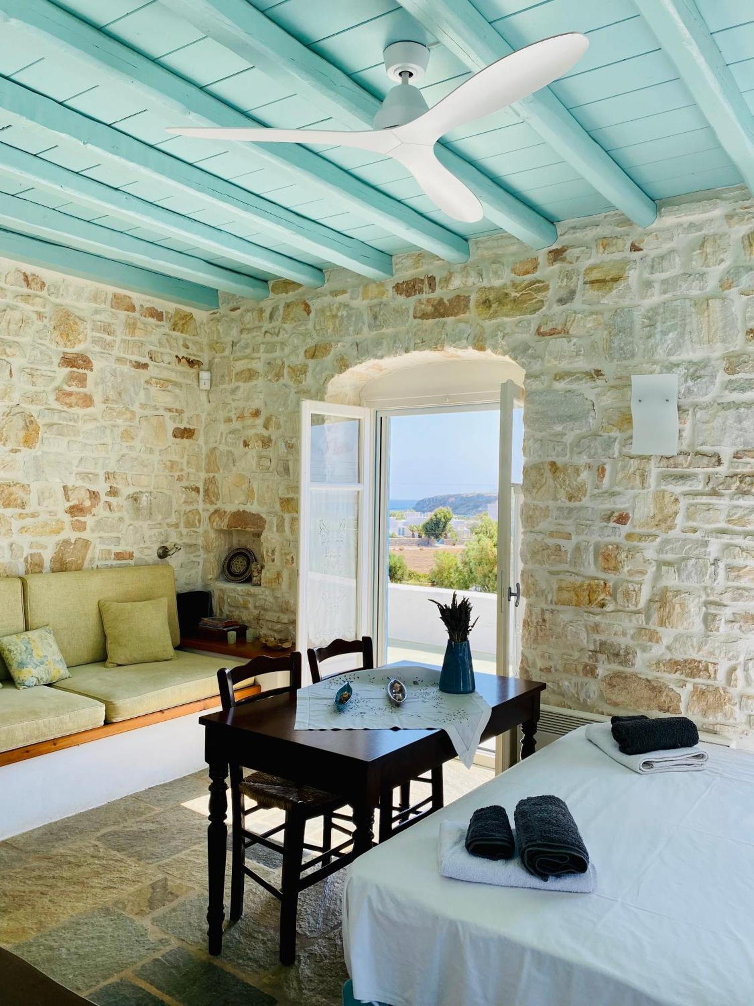 Santa Maria Traditional Stone Studio Extérieur photo